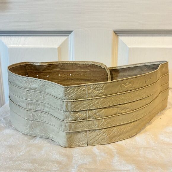 Wide Cream Leather Corset Belt with Oval Gun Metal Buckles Off White Waist Belt main image 4